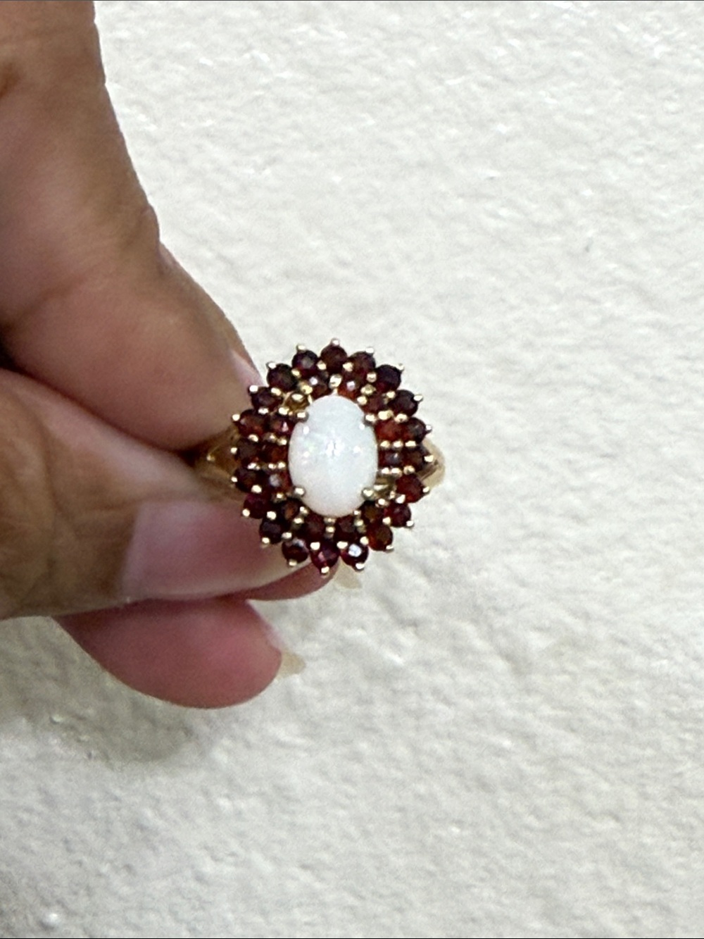 Vintage 10k Yellow Gold Oval Opal and Garnets Ring 6.5 - Picture 6 of 10